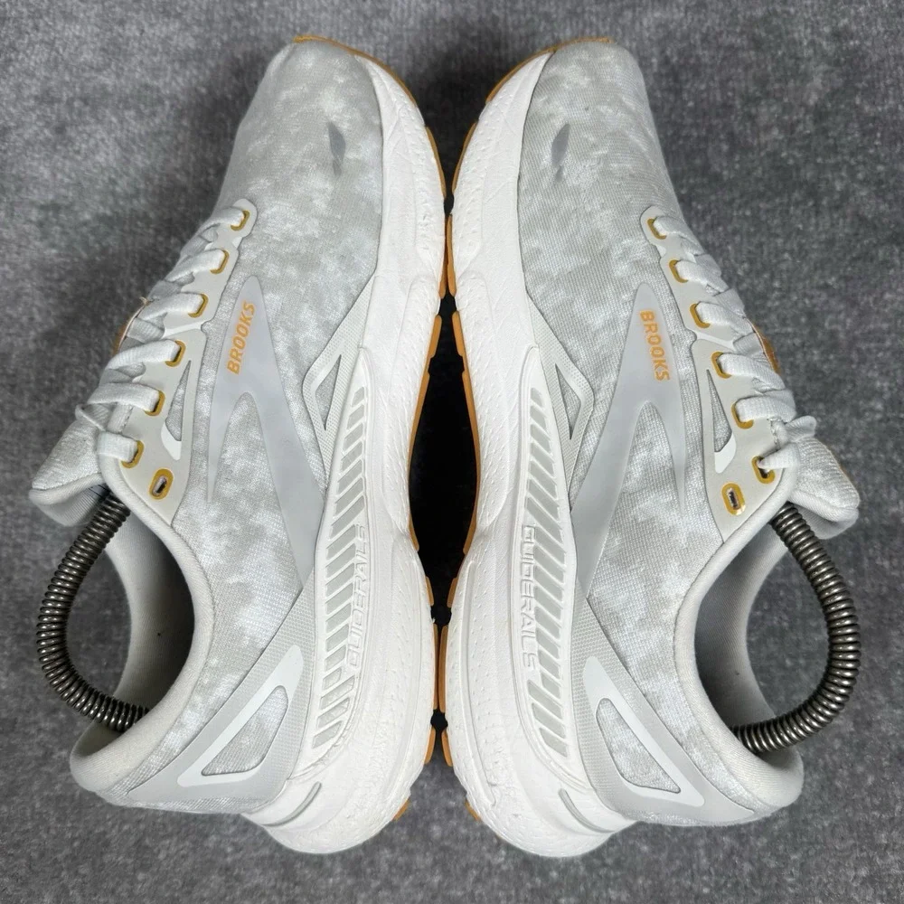 Brooks Adrenaline GTS 23 Blanc Gray Sunflower Running Shoes Women's 9